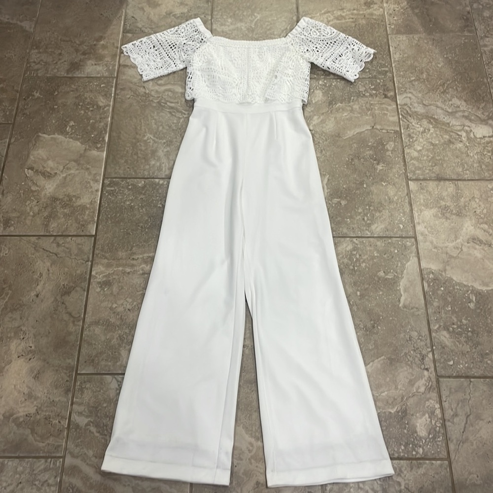 Antonio Melani Off The Shoulder Jumpsuit Size 4 Color white